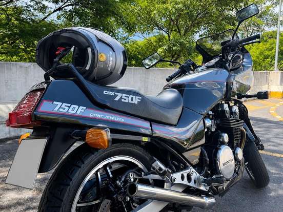 HONDA-CBX 750 FOUR HONDA-CBX 750 FOUR-1988