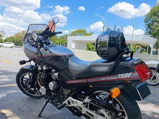 HONDA-CBX 750 FOUR HONDA-CBX 750 FOUR-1988