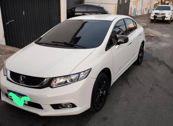 HONDA CIVIC 1.8 LXS 16V FLEX 4P MANUAL