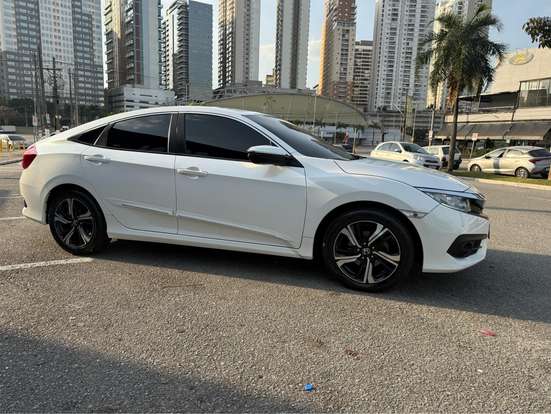 HONDA-CIVIC-2018