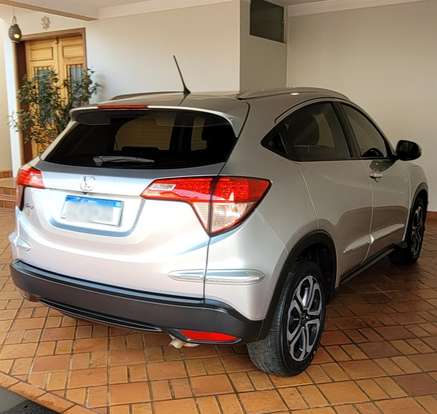 HONDA-HR-V-2016
