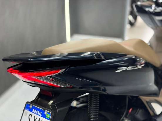 HONDA-PCX 160 DLX-2025