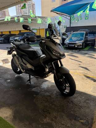 HONDA-X-ADV-2019
