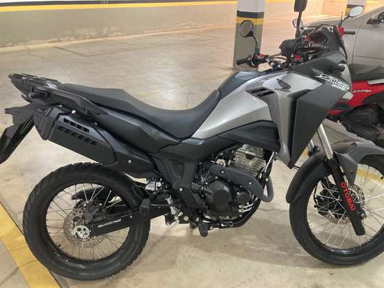 HONDA-XRE 300 SAHARA-2024
