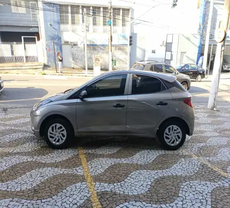 HYUNDAI-HB20-2022