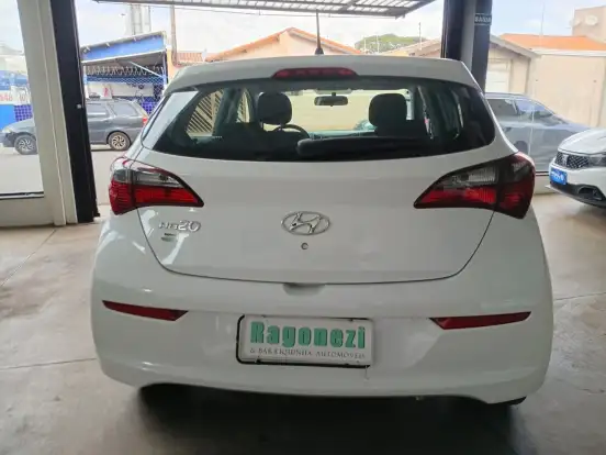 HYUNDAI-HB20-2018