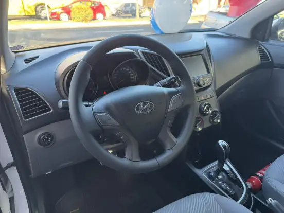 HYUNDAI-HB20-2014