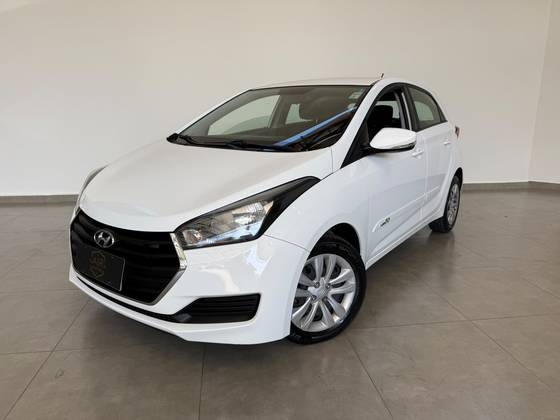 HYUNDAI HB20 1.0 COMFORT 12V FLEX 4P MANUAL
