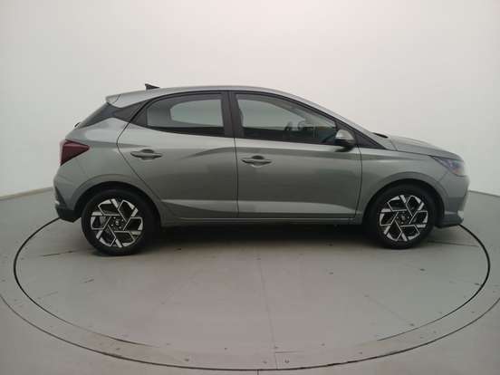 HYUNDAI-HB20-2023