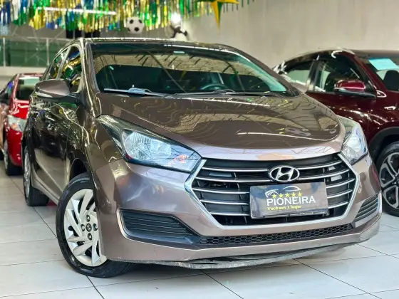 HYUNDAI HB20S 1.6 COMFORT PLUS 16V FLEX 4P AUTOMÁTICO