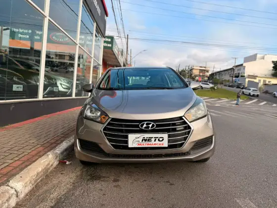 HYUNDAI HB20S 1.6 COMFORT PLUS 16V FLEX 4P AUTOMÁTICO