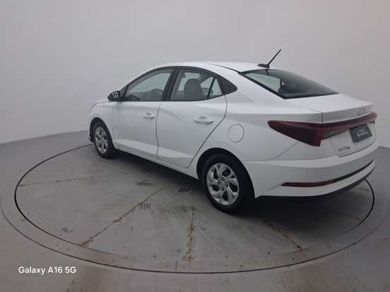 HYUNDAI-HB20S-1.0 12V FLEX COMFORT PLUS MANUAL HYUNDAI-HB20S-2025
