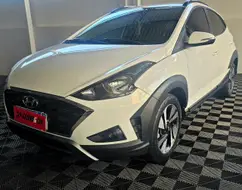 HYUNDAI HB20X 1.6 16V FLEX EVOLUTION AUTOMÁTICO HYUNDAI HB20X 1.6 16V FLEX EVOLUTION AUTOMÁTICO