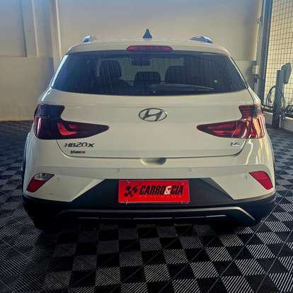 HYUNDAI-HB20X-2020