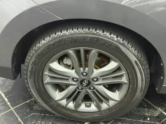 HYUNDAI-IX35-2.0 MPFI GL 16V FLEX 4P AUTOMÁTICO HYUNDAI-IX35-2017