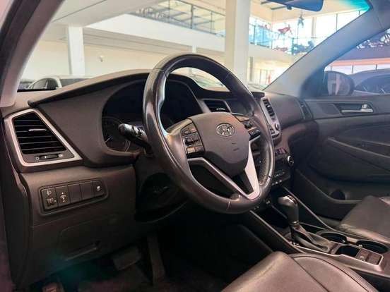 HYUNDAI-TUCSON-1.6 16V T-GDI GASOLINA GLS ECOSHIFT HYUNDAI-TUCSON-2018