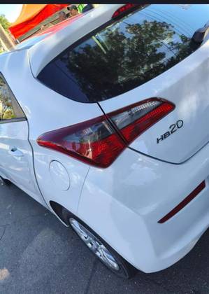 HYUNDAI HB20 1.0 COMFORT PLUS 12V FLEX 4P MANUAL