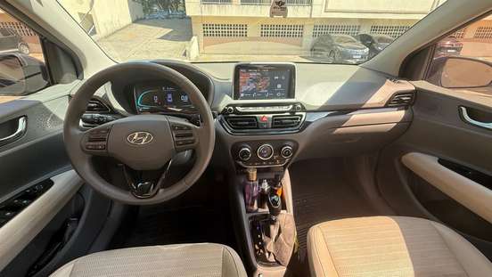 HYUNDAI-HB20S-2023