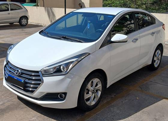HYUNDAI HB20S 1.6 PREMIUM 16V FLEX 4P AUTOMÁTICO