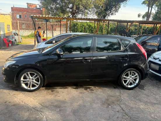 HYUNDAI-I30-2011