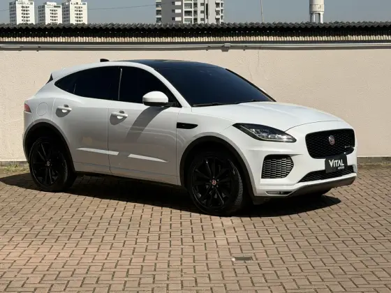 JAGUAR E-PACE 2.0 16V P300 GASOLINA R-DYNAMIC SE AWD AUTOMÁTICO JAGUAR E-PACE 2.0 16V P300 GASOLINA R-DYNAMIC SE AWD AUTOMÁTICO