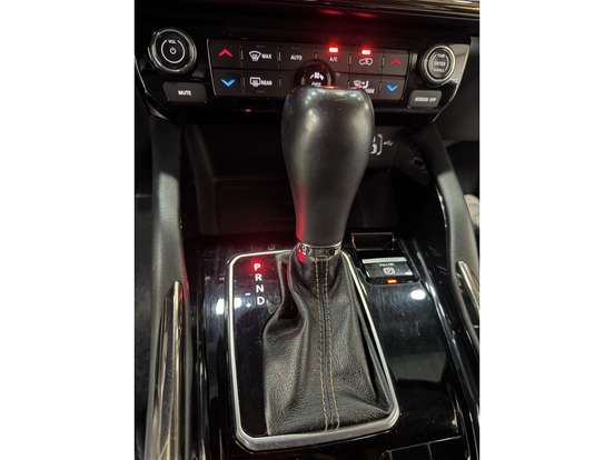 JEEP-COMMANDER-2023