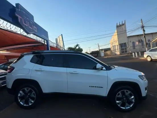 JEEP-COMPASS-2.0 16V FLEX LIMITED AUTOMÁTICO JEEP-COMPASS-2018