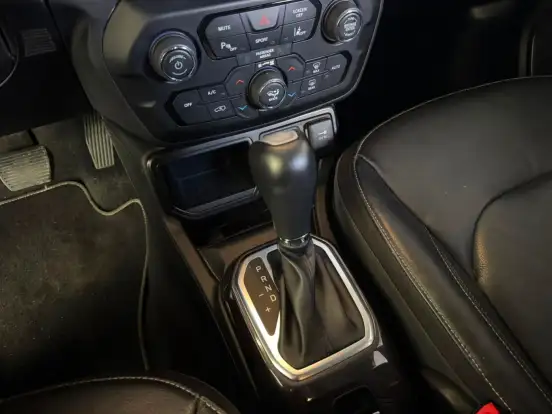 JEEP-RENEGADE-1.3 T270 TURBO FLEX LONGITUDE AT6 JEEP-RENEGADE-2023