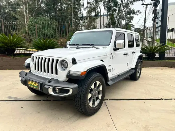 JEEP WRANGLER 2.0 TURBO GASOLINA UNLIMITED OVERLAND 4P 4X4 AT8