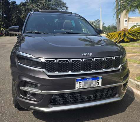 JEEP-COMMANDER-2021