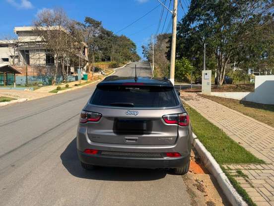 JEEP-COMPASS-2021