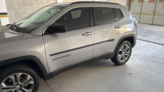 JEEP-COMPASS-2021