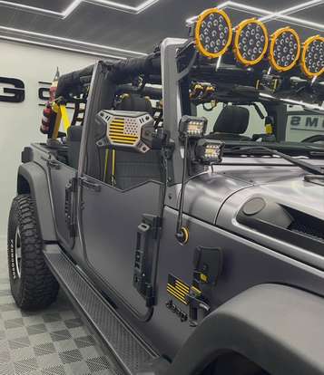 JEEP-WRANGLER-2011