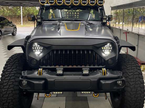 JEEP-WRANGLER-3.8 UNLIMITED SPORT 4X4 V6 12V GASOLINA 4P AUTOMATICO JEEP-WRANGLER-2011