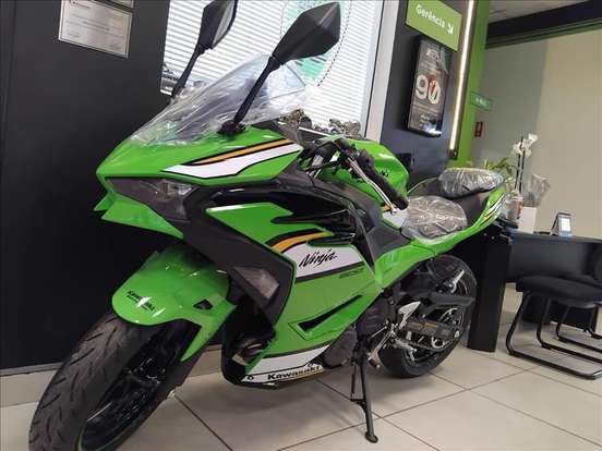 KAWASAKI-NINJA 500 SE-2025