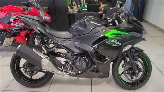 KAWASAKI NINJA 500 