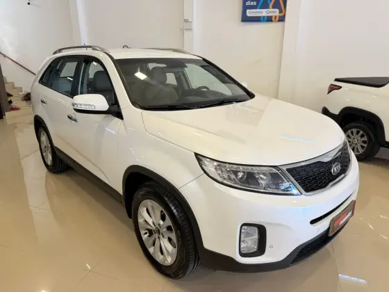 KIA SORENTO 2.4 16V GASOLINA EX AUTOMÁTICO