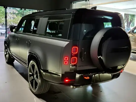 LAND ROVER-DEFENDER-2025