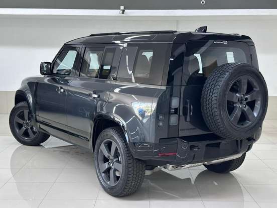 LAND ROVER-DEFENDER-2026