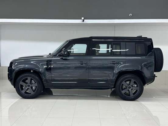 LAND ROVER-DEFENDER-2026