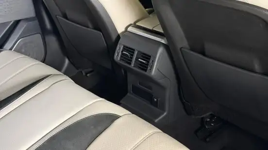 LAND ROVER-RANGE ROVER VELAR-2.0 P250 GASOLINA R-DYNAMIC SE AUTOMÁTICO LAND ROVER-RANGE ROVER VELAR-2018