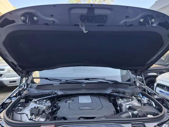 LAND ROVER-DISCOVERY-3.0 V6 TD6 DIESEL HSE 4WD AUTOMÁTICO LAND ROVER-DISCOVERY-2019
