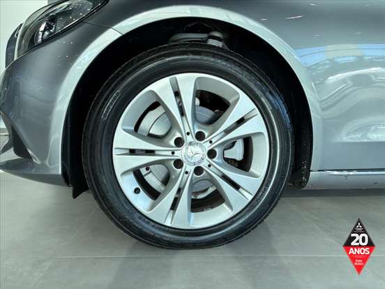 MERCEDES-BENZ-C 180-1.6 CGI AVANTGARDE 16V TURBO GASOLINA 4P AUTOMÁTICO MERCEDES-BENZ-C 180-2015
