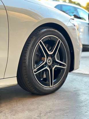 MERCEDES-BENZ-CLA 200-2024