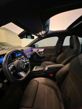 MERCEDES-BENZ-CLA 200-2024