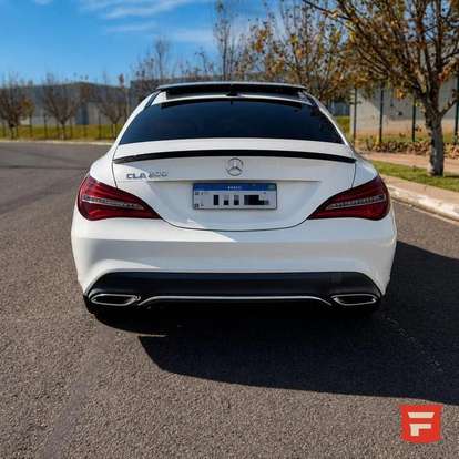 MERCEDES-BENZ-CLA 200-2017