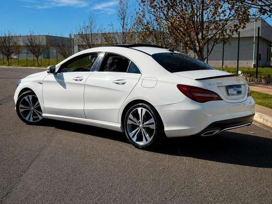 MERCEDES-BENZ-CLA 200-1.6 VISION 16V FLEX 4P AUTOMÁTICO MERCEDES-BENZ-CLA 200-2017
