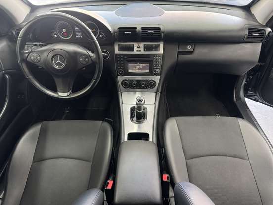 MERCEDES-BENZ-CLC 200 K-2009