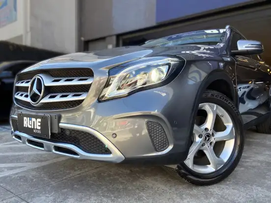 MERCEDES-BENZ-GLA 200-2019