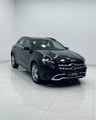 MERCEDES-BENZ GLA 200 1.6 CGI FLEX STYLE 7G-DCT MERCEDES-BENZ GLA 200 1.6 CGI FLEX STYLE 7G-DCT